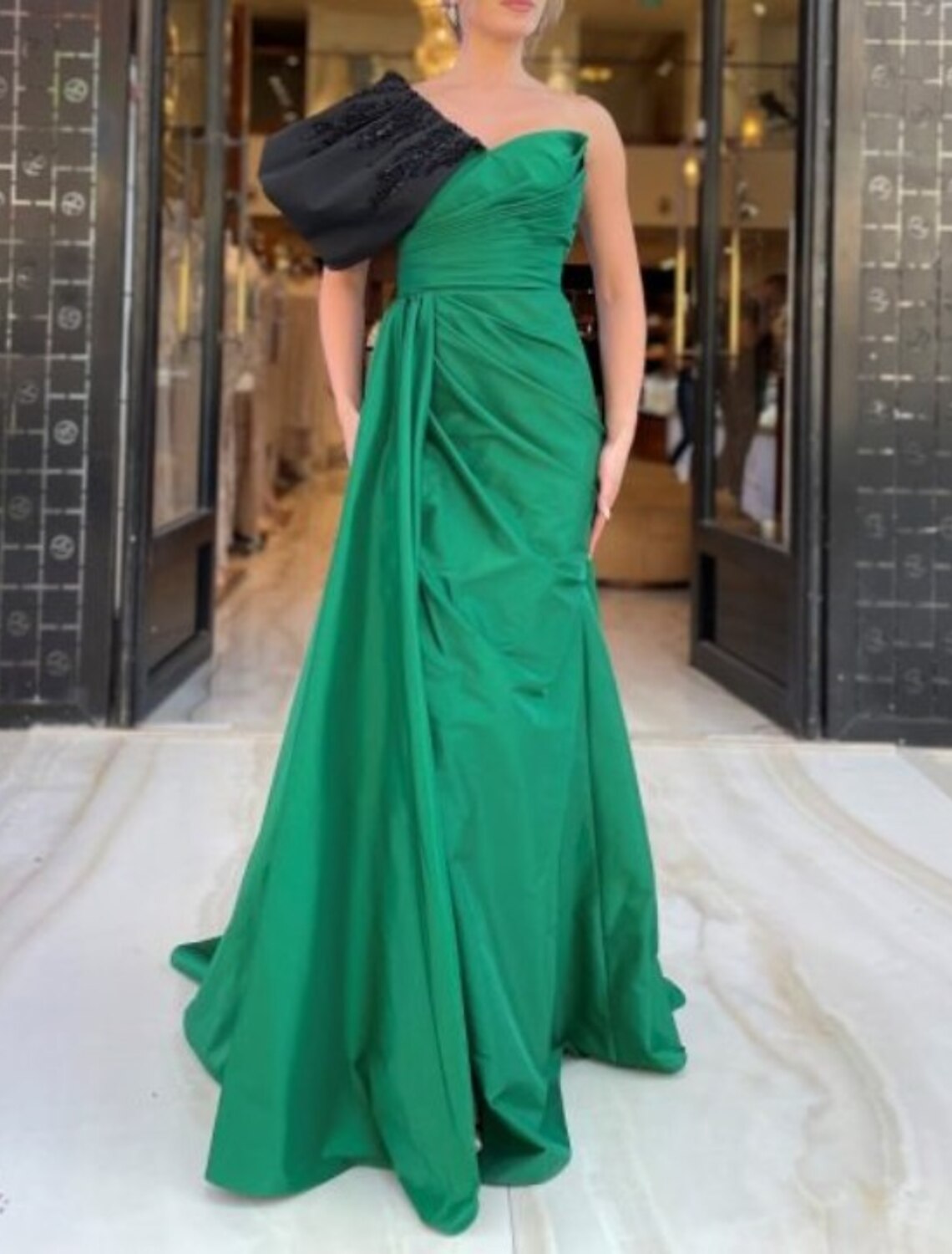 Abito da sera a trapezio, abito color block, per ricevimento di nozze formale, strascico, senza maniche, monospalla, in raso con spacco di perline